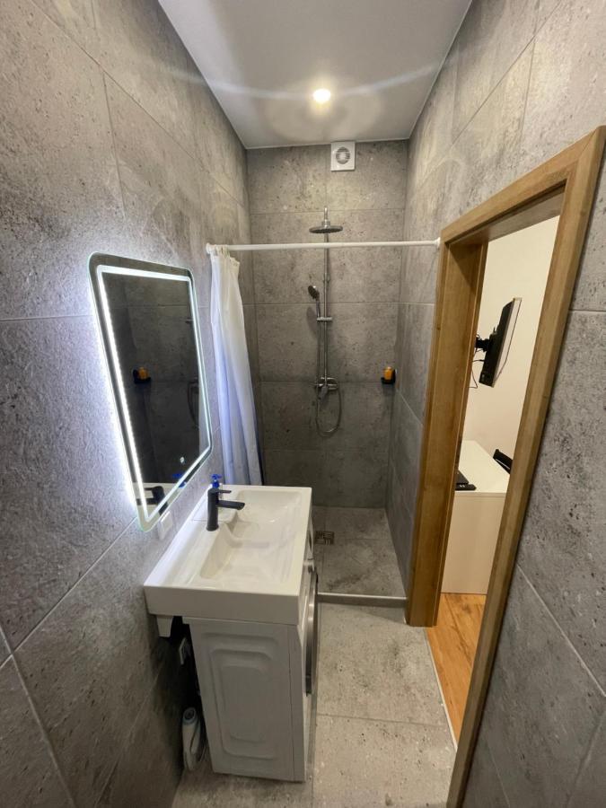 Airport Apartment 29 Self Check-In Free Parking Wilno Zewnętrze zdjęcie